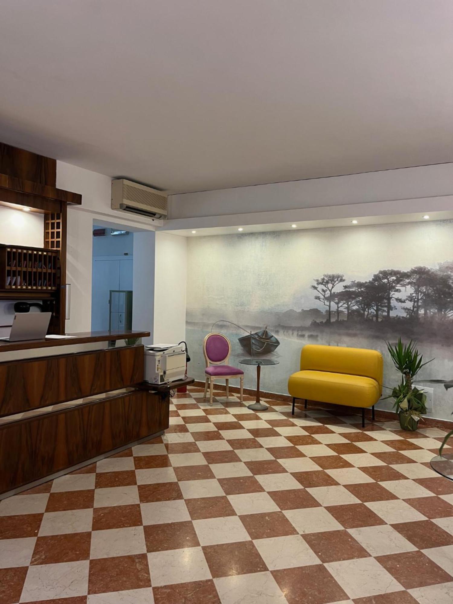 Albergo All'Ancora Garda  Exteriér fotografie